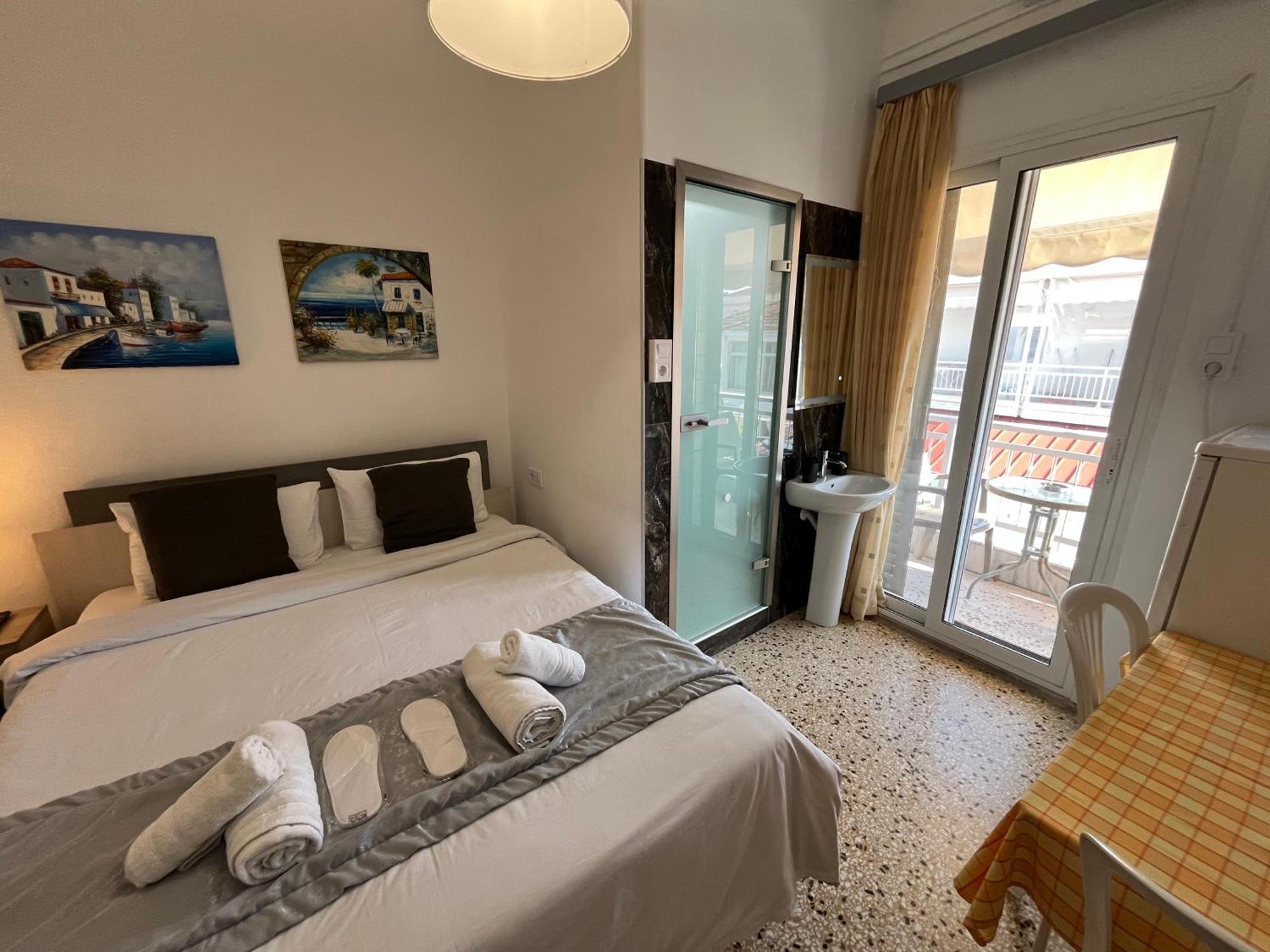Sunset View Rooms Agia Triada  Exterior photo
